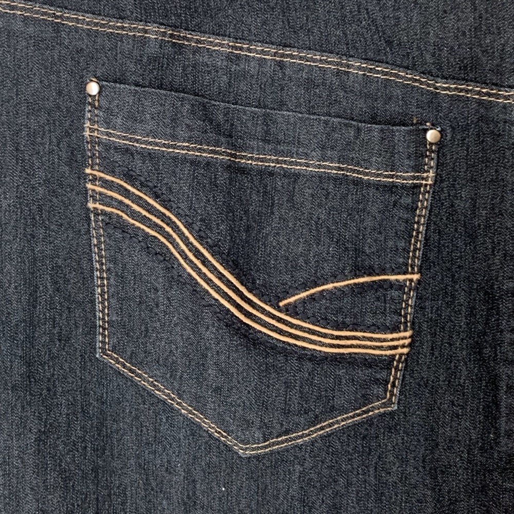 Reitmans size 9 jean skort - Picture 11 of 12